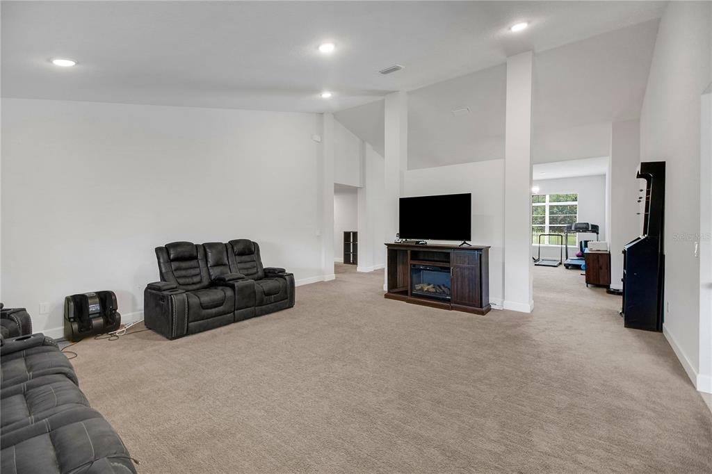 9946 Southeast 159th Street Summerfield, FL 34491 - Photo 15 of 59