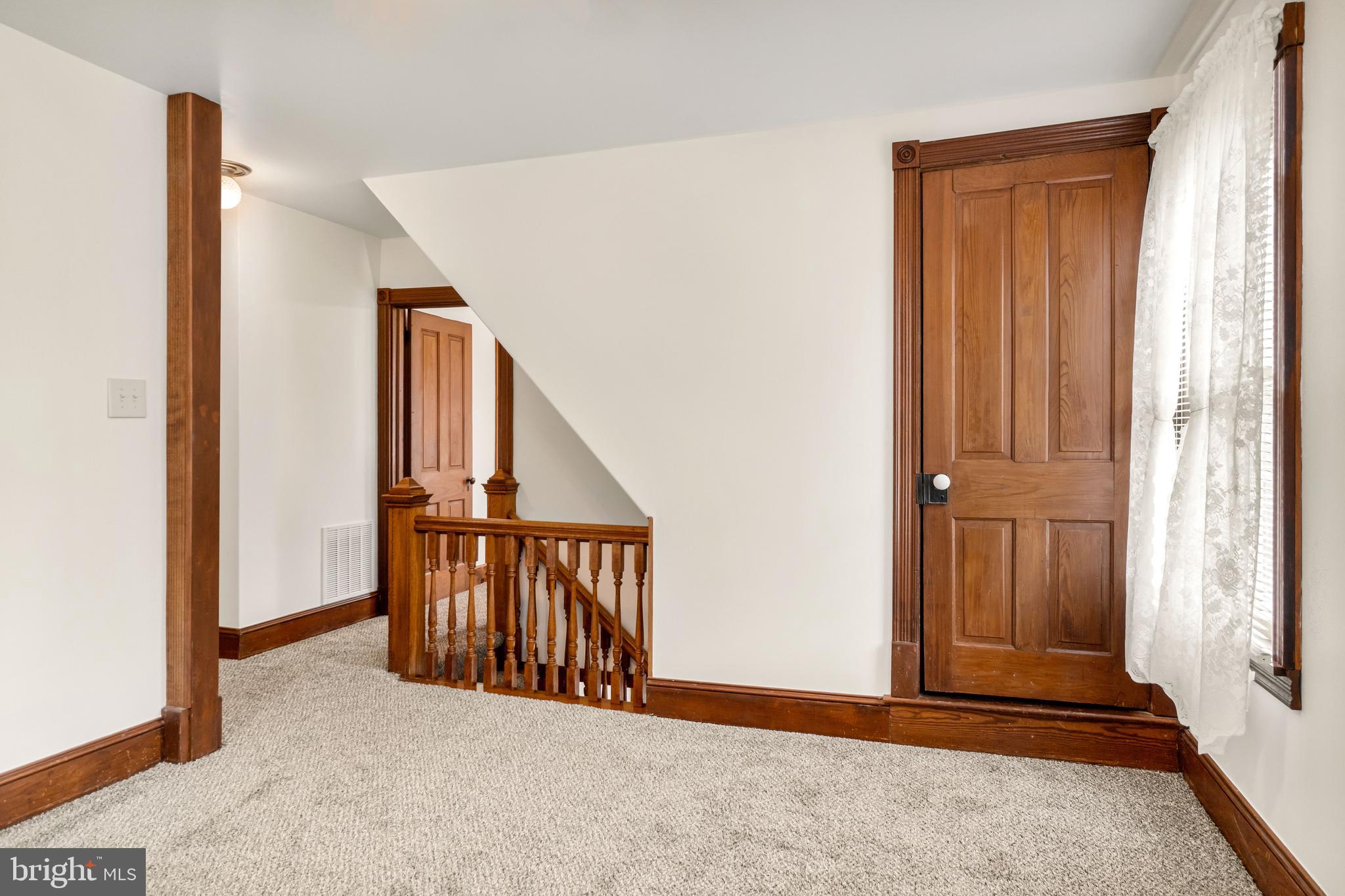 137 South Queen Street Rising Sun, MD 21911 - Photo 21 of 28 Open space/Office/Room
