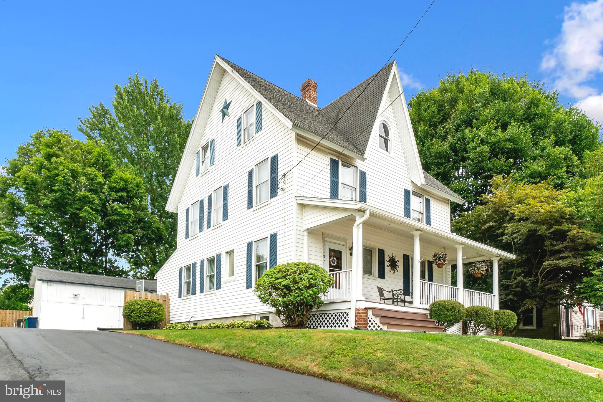 137 South Queen Street Rising Sun, MD 21911 - Photo 3 of 28 Welcome Home to 137 S Queen St