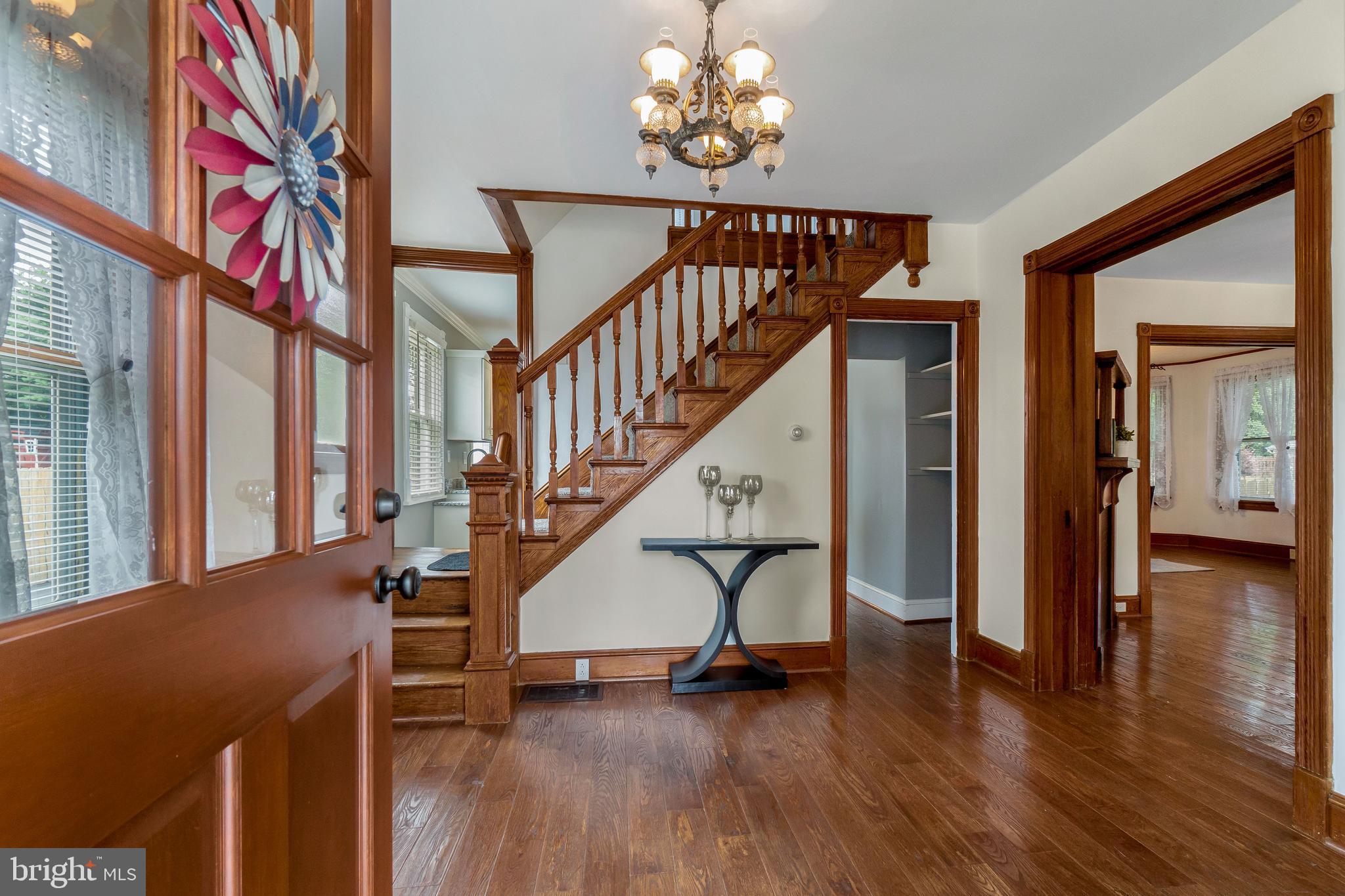137 South Queen Street Rising Sun, MD 21911 - Photo 5 of 28 Entry