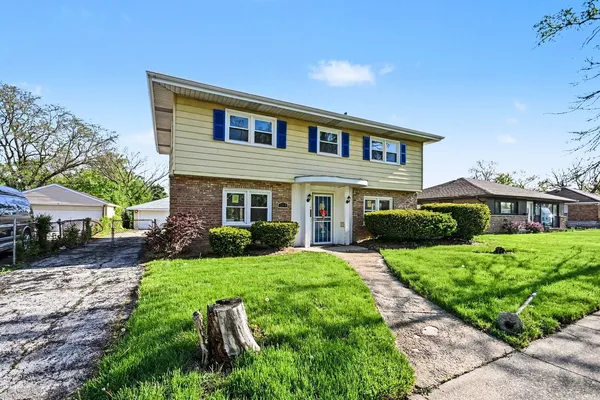 $170,000 | 148 Blackhawk Drive, Park Forest, IL 60466