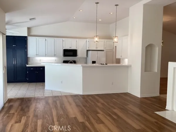 $3,200 | 7120 West Avenue L-11, Lancaster, CA 93536