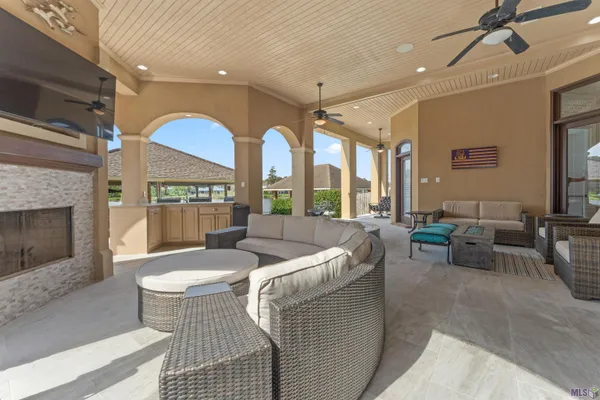 $935,000 | 21005 Waterfront E Drive, Maurepas, LA 70449