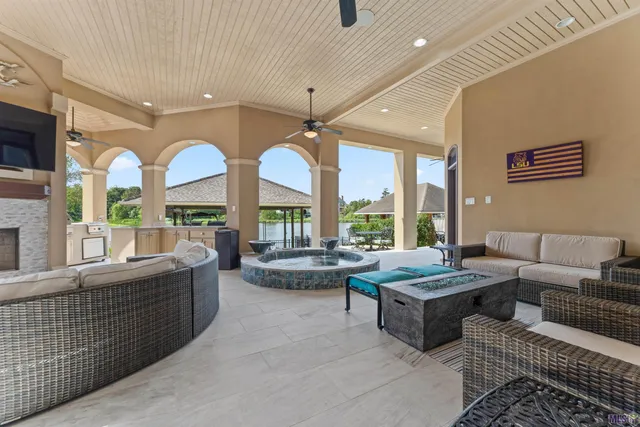 $945,000 | 21005 Waterfront E Drive, Maurepas, LA 70449