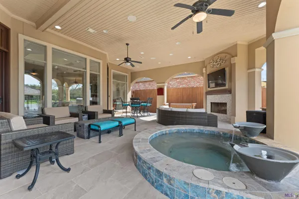 $935,000 | 21005 Waterfront E Drive, Maurepas, LA 70449