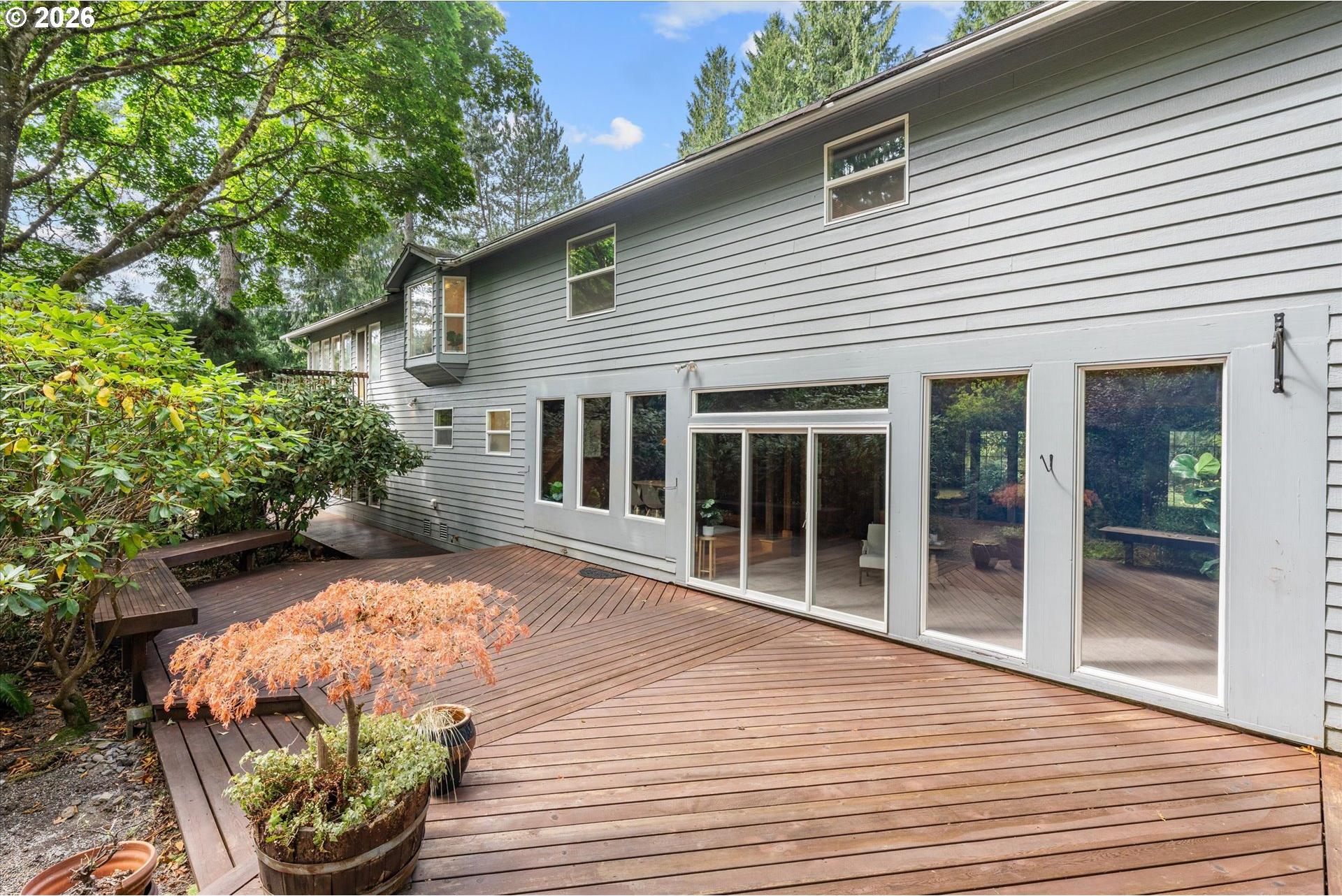 10744 Southwest Lancaster Road Portland, OR 97219 - Photo 40 of 48 Deck