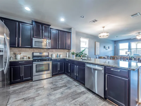 $470,000 | 332 Fletcher Bend, Buda, TX 78610