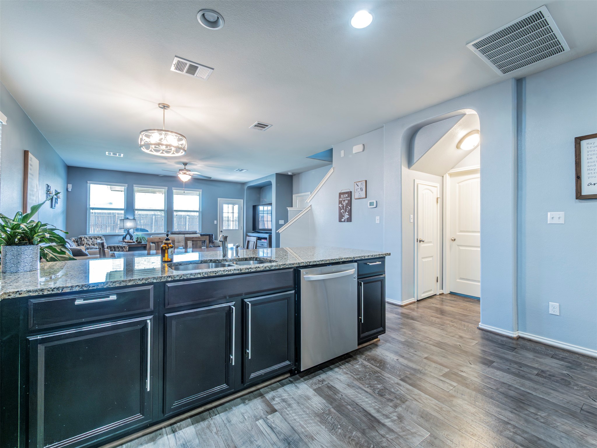 332 Fletcher Bend Buda, TX 78610 - Photo 8 of 40