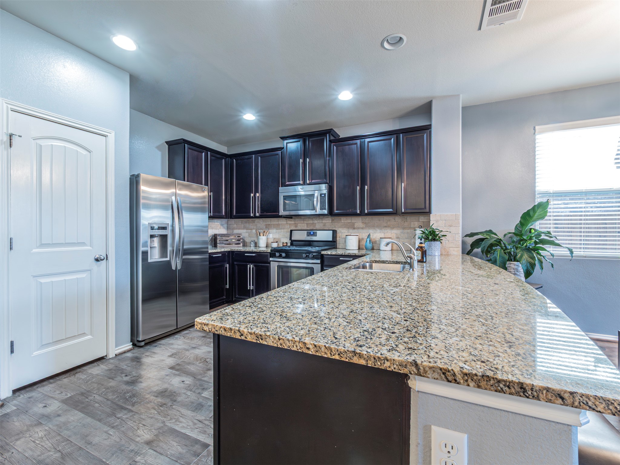 332 Fletcher Bend Buda, TX 78610 - Photo 9 of 40