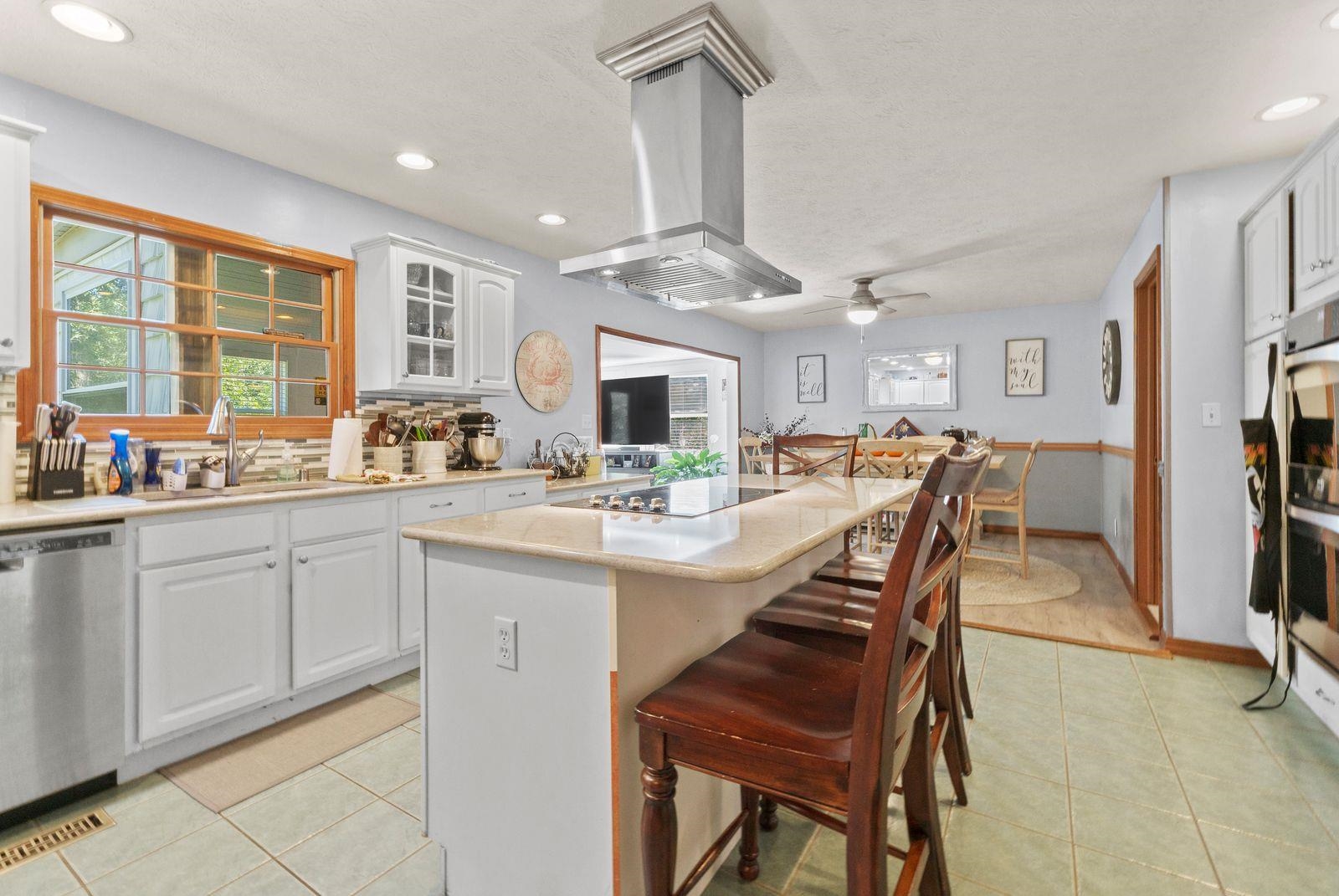 7310 Ridgeway Court Ashland, KY 41102 - Photo 3 of 49 Gallery Image 3