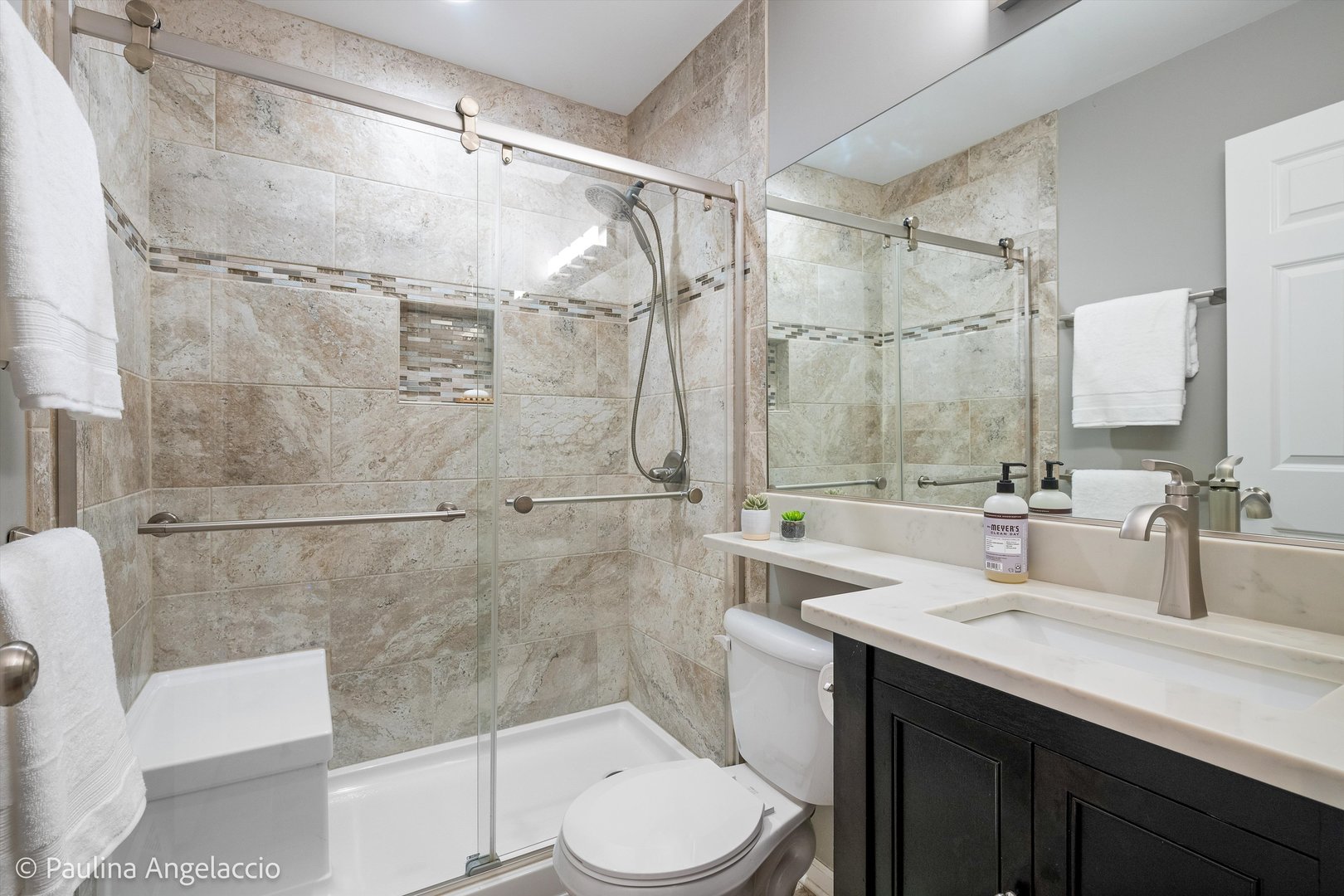 641 Aberdeen Road Cary, IL 60013 - Photo 16 of 34