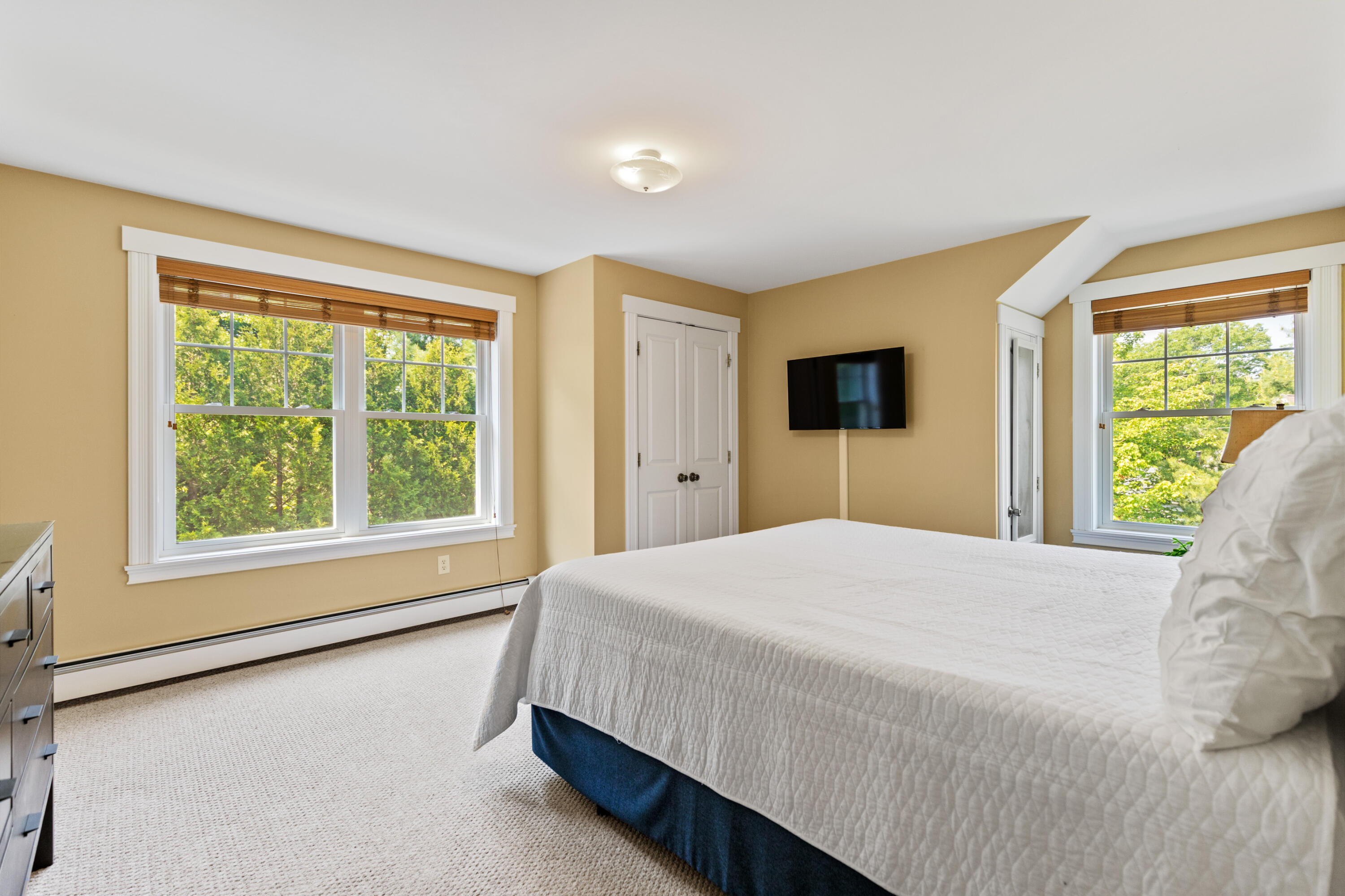 5 Westvale Road, Unit A Kennebunkport, ME 04046 - Photo 21 of 39 5Westvale#AKennebunkport_015