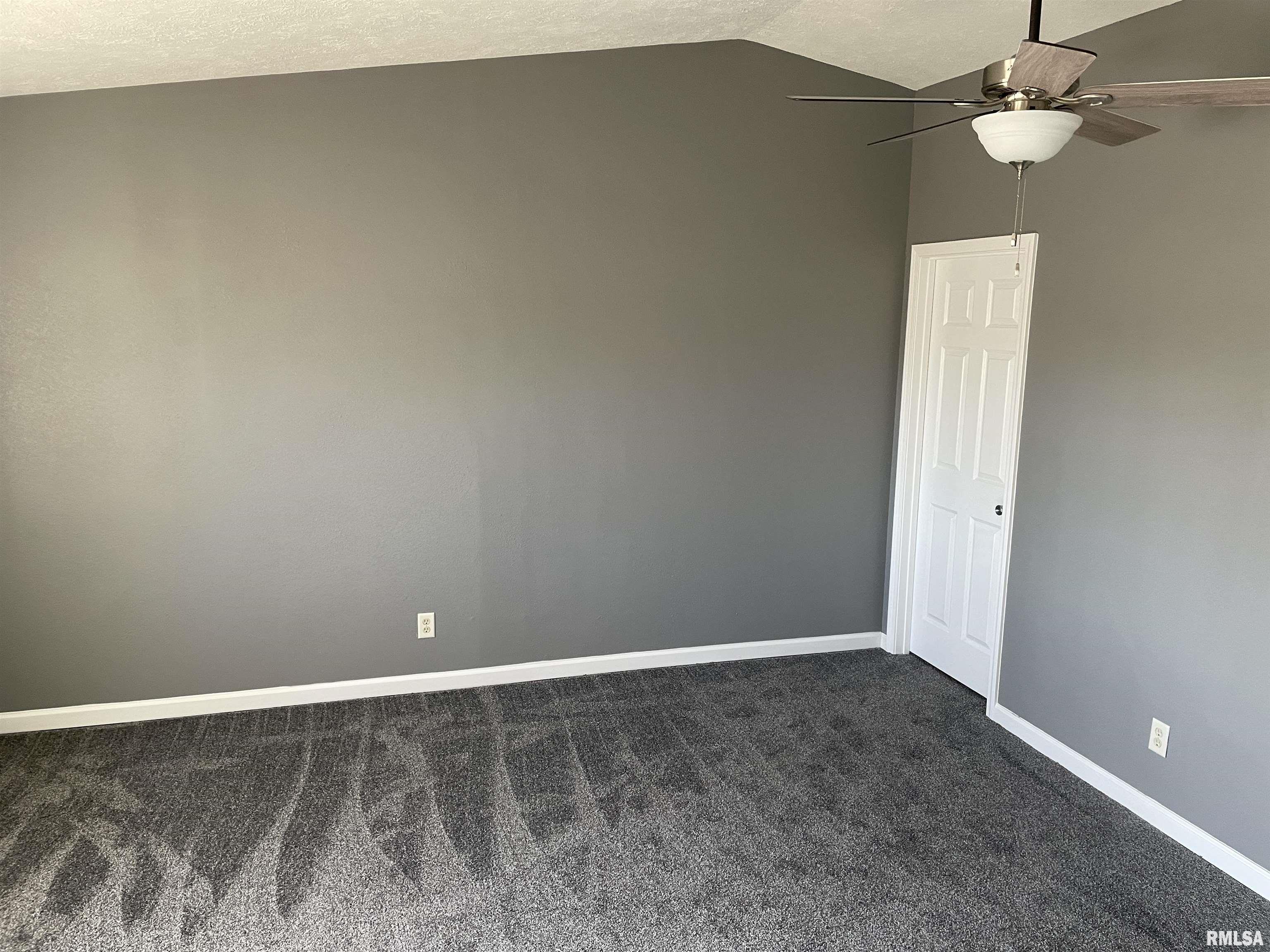 11284 Cedar Grove Road Marion, IL 62959 - Photo 9 of 14