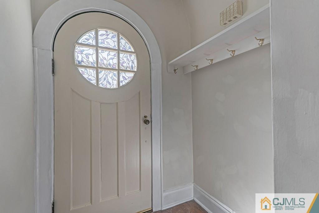 45 Warrenville Road, Unit 1 Middlesex, NJ 08846 - Photo 3 of 23