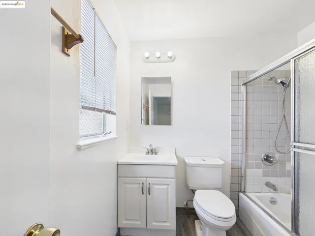 $1,625 | 3807 Opal Street, Oakland, CA 94609