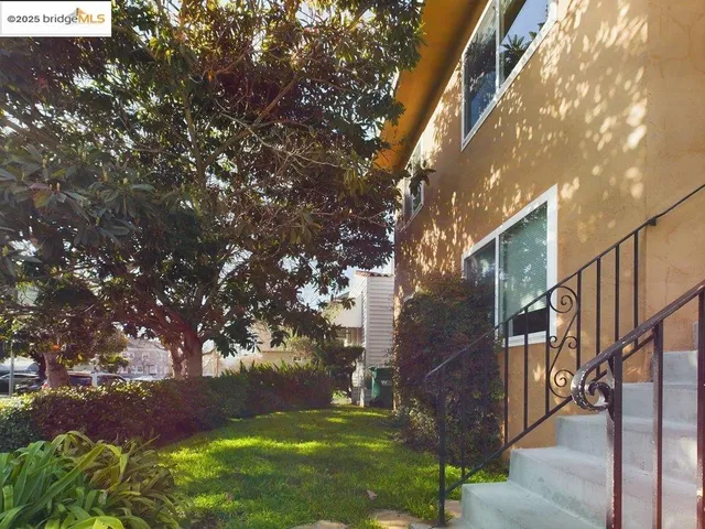 $1,625 | 3807 Opal Street, Oakland, CA 94609
