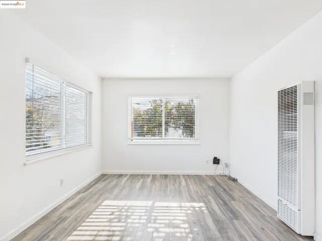 $1,625 | 3807 Opal Street, Oakland, CA 94609