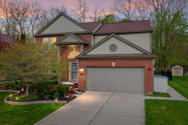 $450,000 | 7641 Turrillium Lane, Waterford, MI 48327