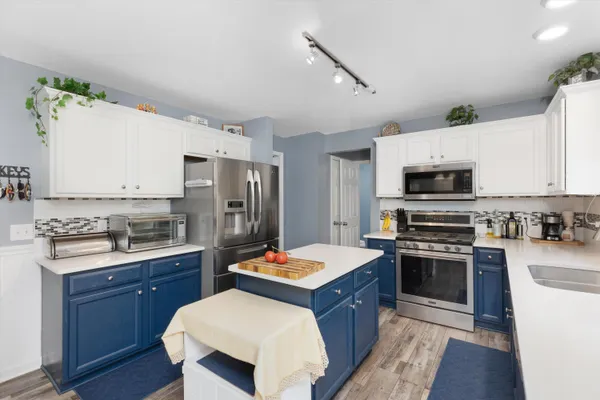 $450,000 | 7641 Turrillium Lane, Waterford, MI 48327