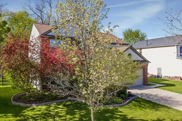$450,000 | 7641 Turrillium Lane, Waterford, MI 48327