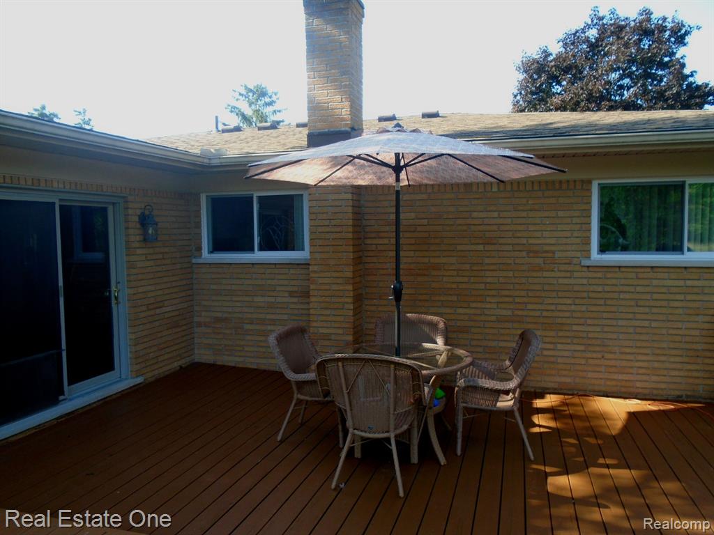 49420 Callens Road Chesterfield, MI 48047 - Photo 3 of 24