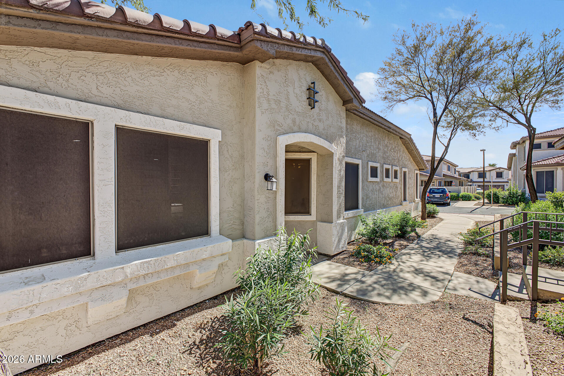 1024 East Frye Road, Unit 1031 Phoenix, AZ 85048 - Photo 3 of 36 03-Frye