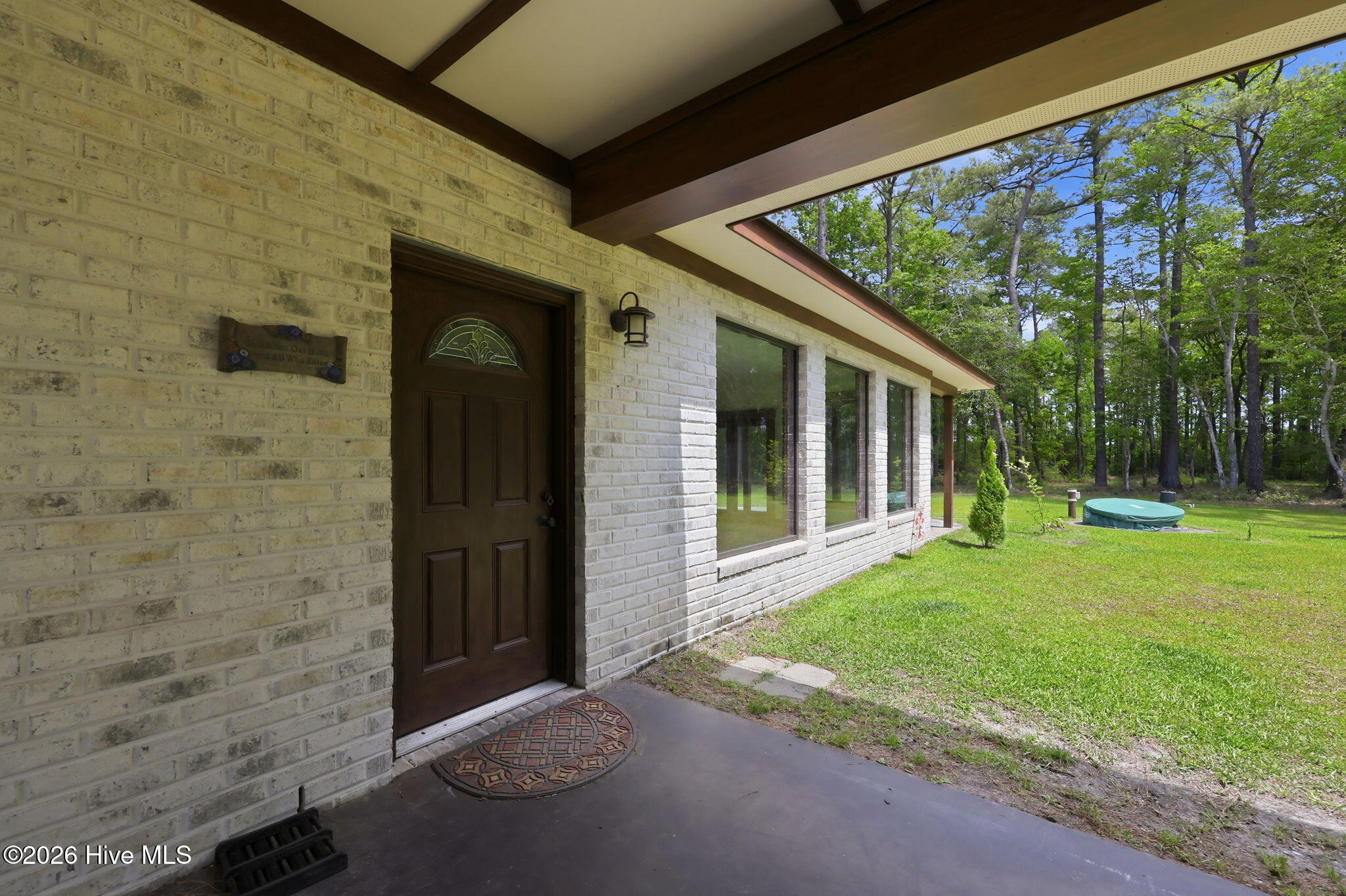 307 Crows Nest Road Beaufort, NC 28516 - Photo 5 of 50 7-web-or-mls-307 Crows Nest Rd 007