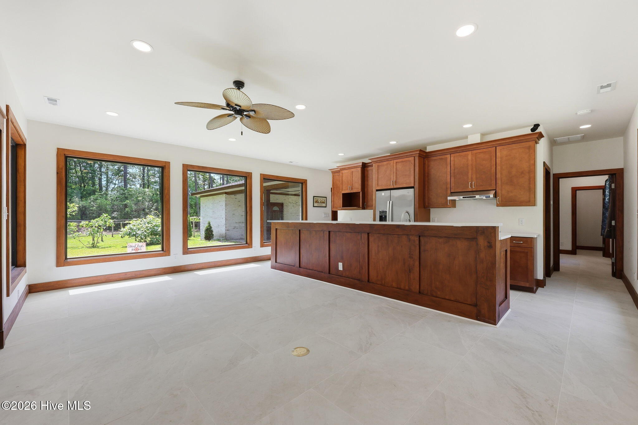 307 Crows Nest Road Beaufort, NC 28516 - Photo 9 of 50 33-web-or-mls-307 Crows Nest Rd 048