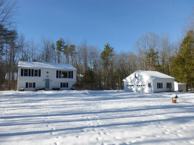 $475,000 | 986 New County Road, Dayton, ME 04005