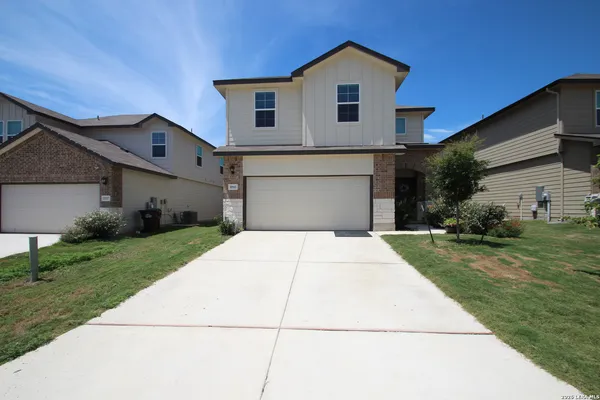 $1,850 | 11513 Thackery Haze, San Antonio, TX 78245