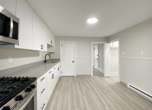 $2,500 | 124 Trenton Street, Unit 3, Boston, MA 02128