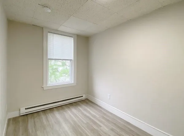 $2,500 | 124 Trenton Street, Unit 3, Boston, MA 02128