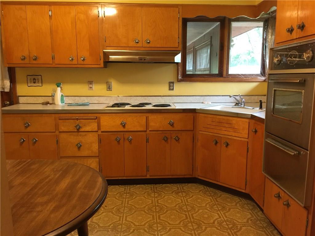 358 Patton Road Belle Vernon, PA 15012 - Photo 2 of 12 Gallery Image 2