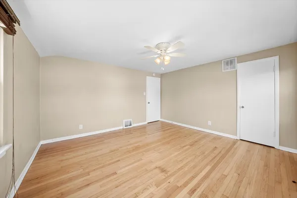 $160,000 | 1380 Wentworth Avenue, Calumet City, IL 60409