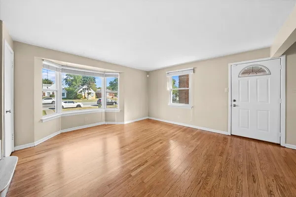 $160,000 | 1380 Wentworth Avenue, Calumet City, IL 60409
