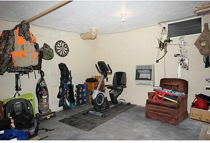 308 Marzolf Road Pittsburgh, PA 15209 - Photo 21 of 25 Basement/Game Room.