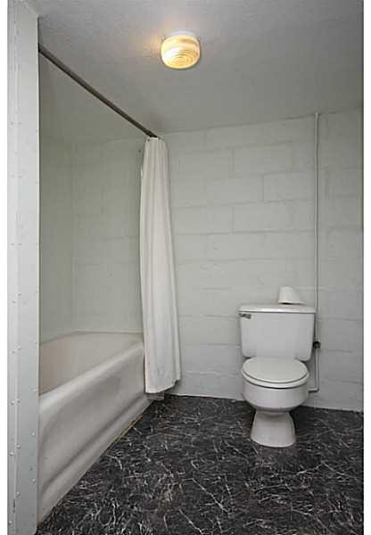 308 Marzolf Road Pittsburgh, PA 15209 - Photo 22 of 25 Full Bath.