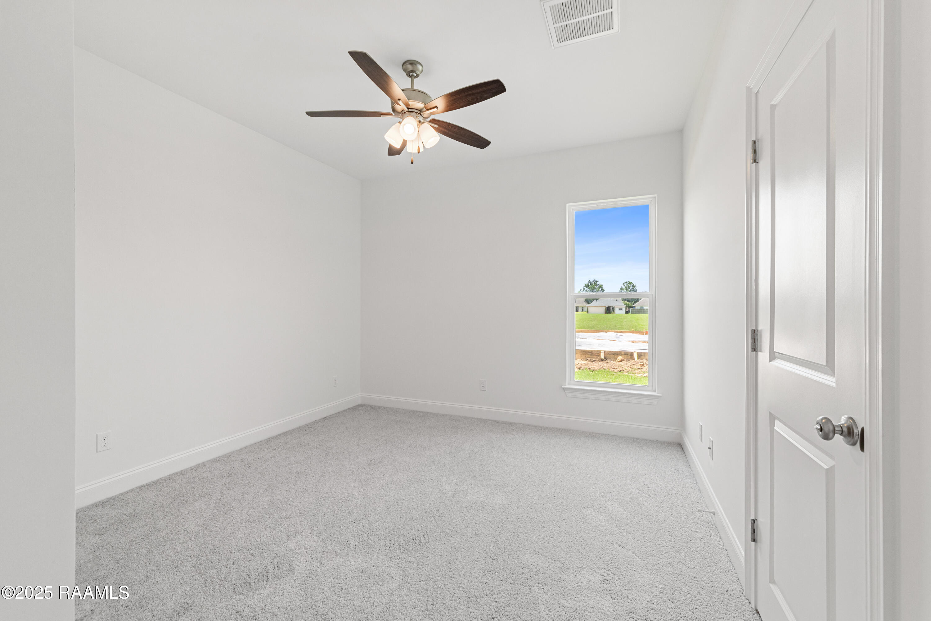 107 Lilian Lane Maurice, LA 70555 - Photo 16 of 21 107 Lilian Lane-77