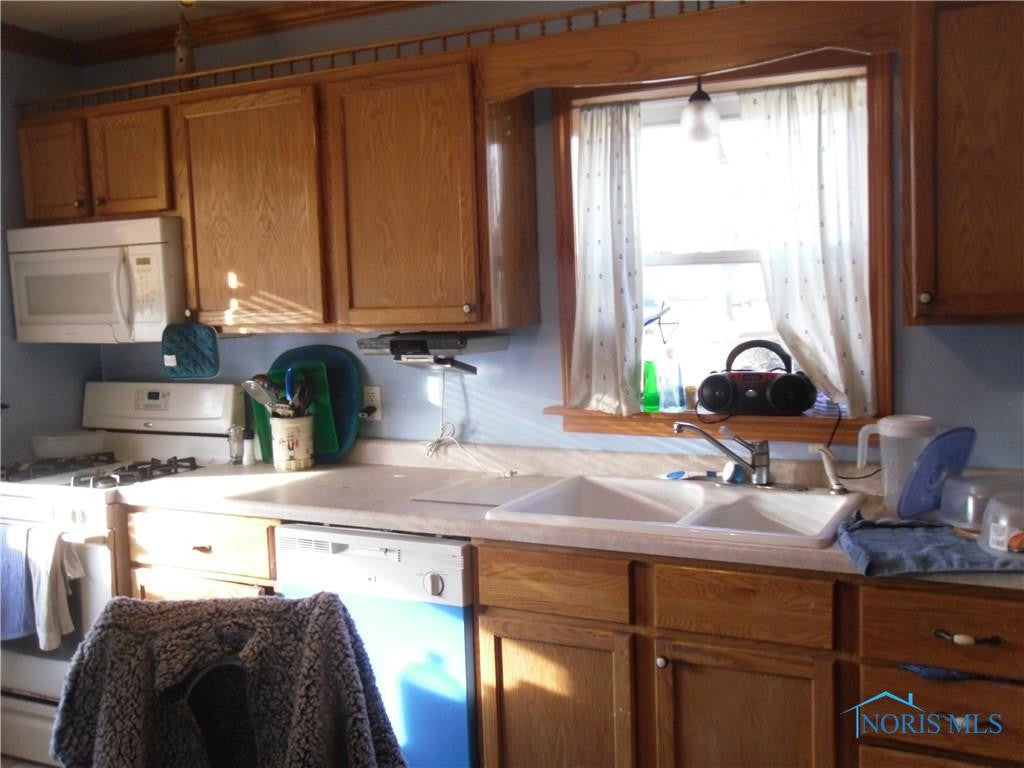 4708 Edgemont Road Toledo, OH 43611 - Photo 3 of 4 Gallery Image 3