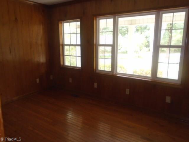 1987 Eller Road Lexington, NC 27295 - Photo 11 of 15 Gallery Image 11
