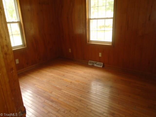 1987 Eller Road Lexington, NC 27295 - Photo 13 of 15 Gallery Image 13