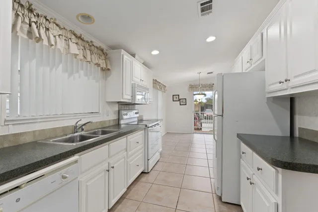 $209,500 | 6910 Southeast Congress Street, Hobe Sound, FL 33455