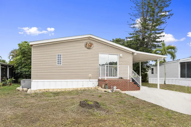 $209,500 | 6910 Southeast Congress Street, Hobe Sound, FL 33455