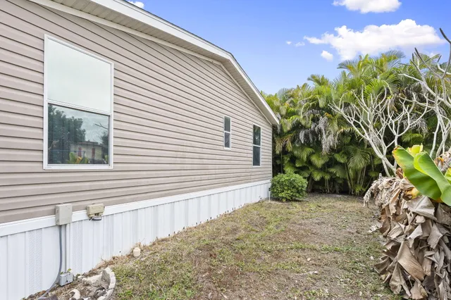 $209,500 | 6910 Southeast Congress Street, Hobe Sound, FL 33455