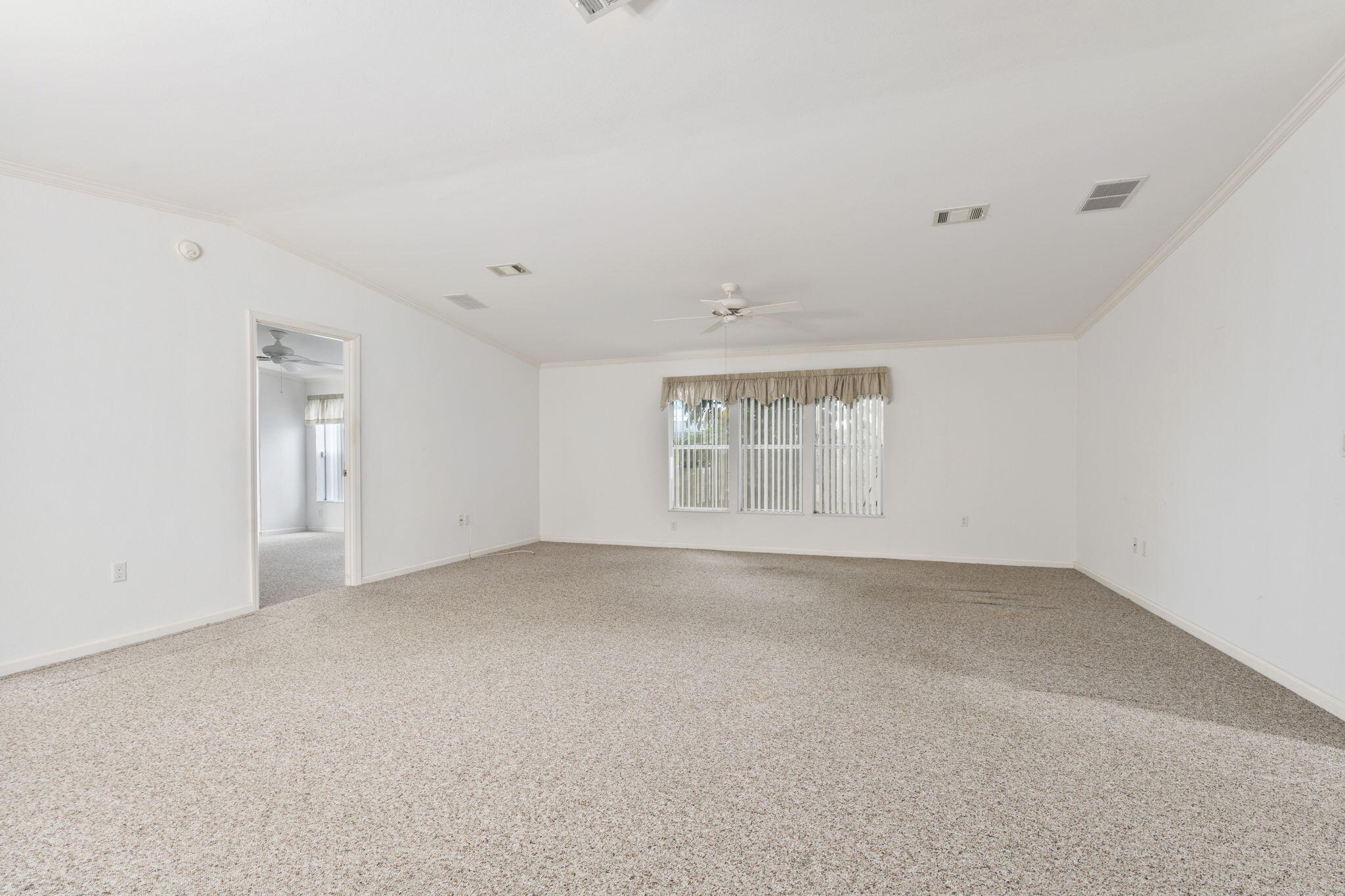 6910 Southeast Congress Street Hobe Sound, FL 33455 - Photo 9 of 38 20-web-or-mls-DSC07890