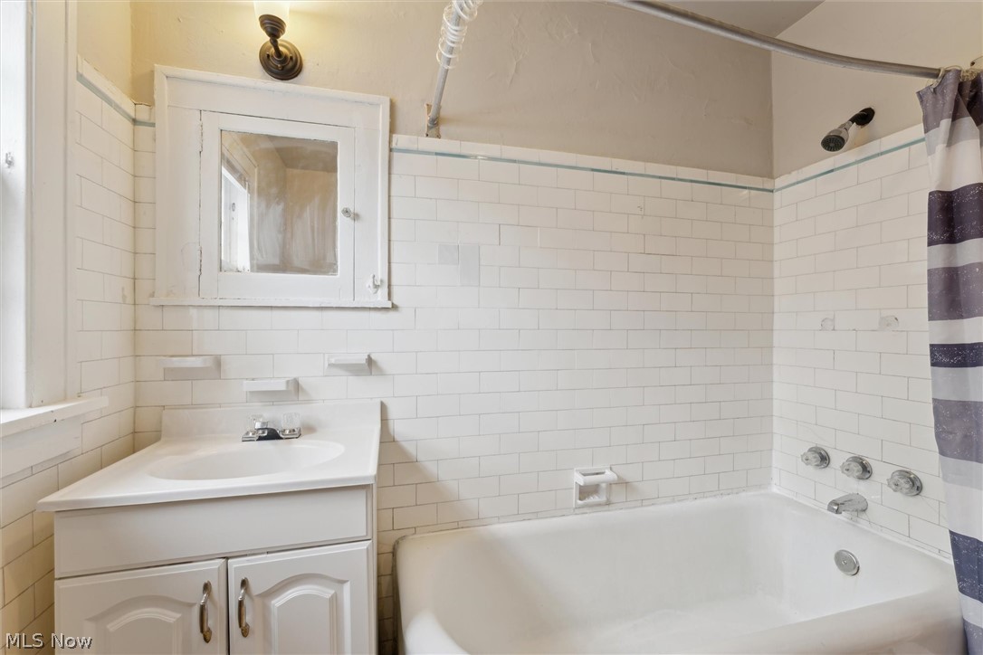 13108 Cedar Road Cleveland, OH 44118 - Photo 30 of 46
