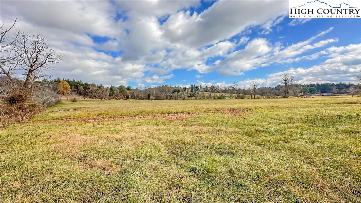 1761 Parsonville Road Purlear, NC 28665 - Photo 20 of 24 a view of an ocean