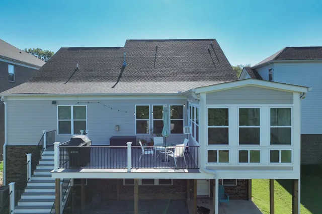 a view of a bunch of flowers and trees