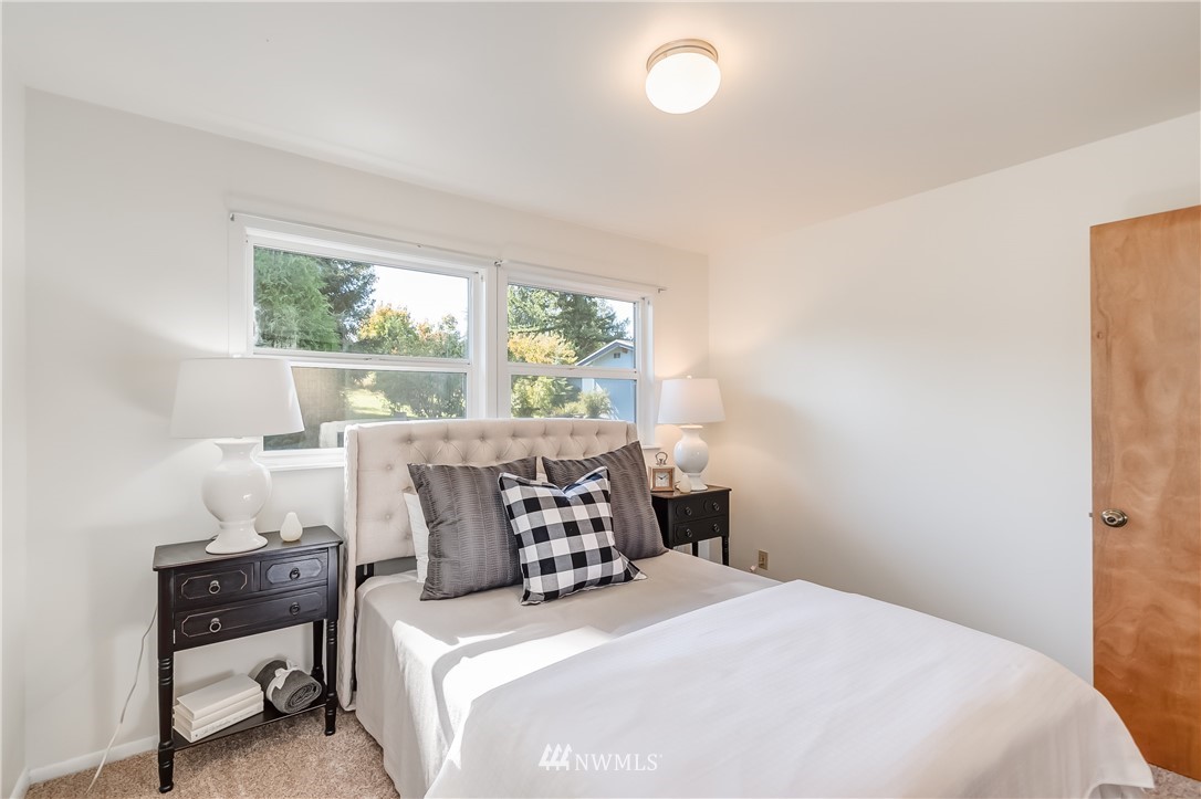 165 West Hemmi Road Bellingham, WA 98226 - Photo 11 of 25