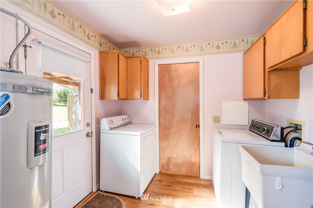 165 West Hemmi Road Bellingham, WA 98226 - Photo 9 of 25